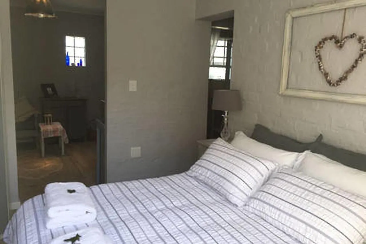 Wavey Beach Room Melkbosstrand Südafrika